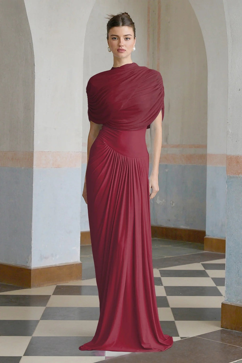 Asimetrik pilili maksi elbise