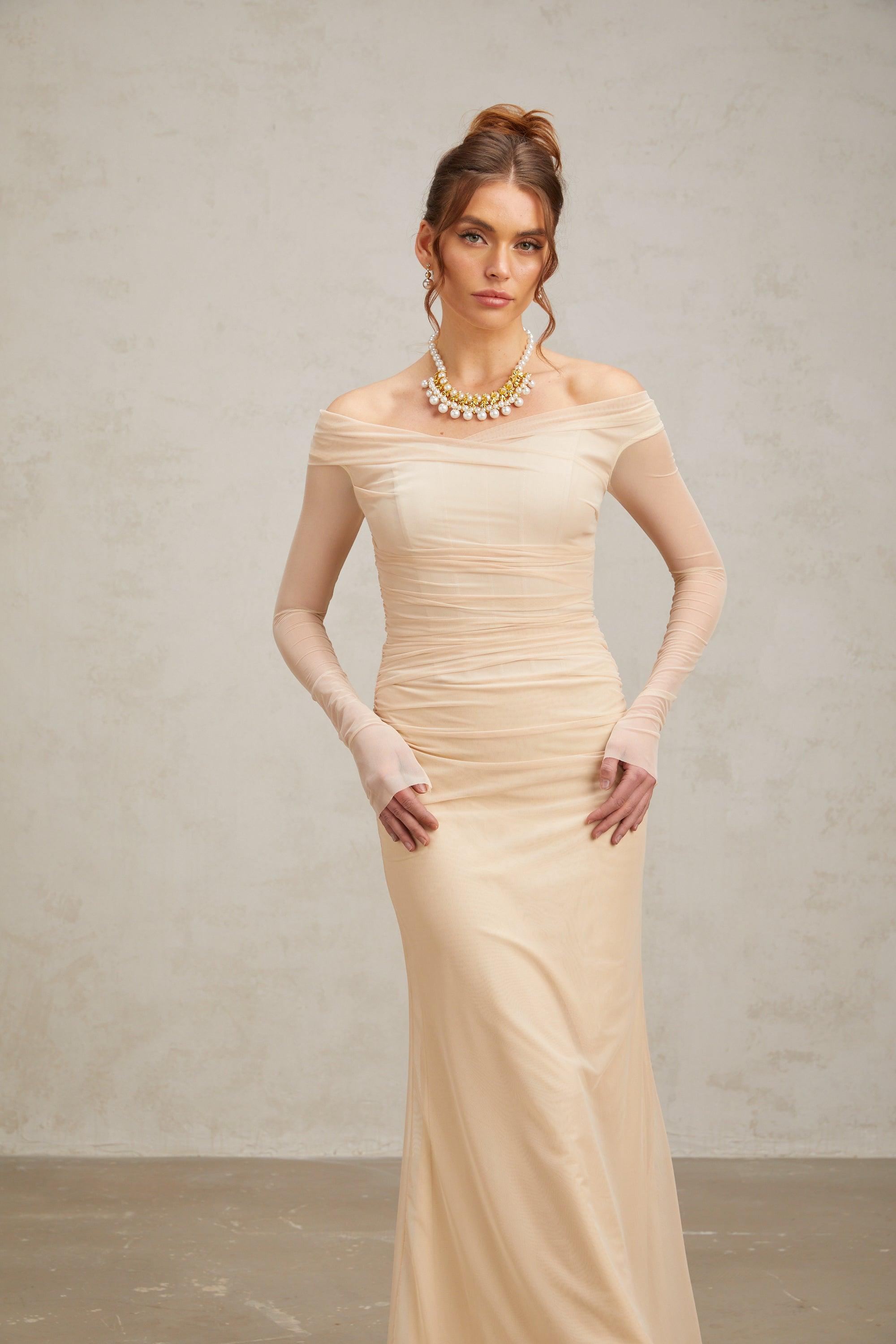 Elegance Aura Omuz Dekolteli Tül Uzun Elbise