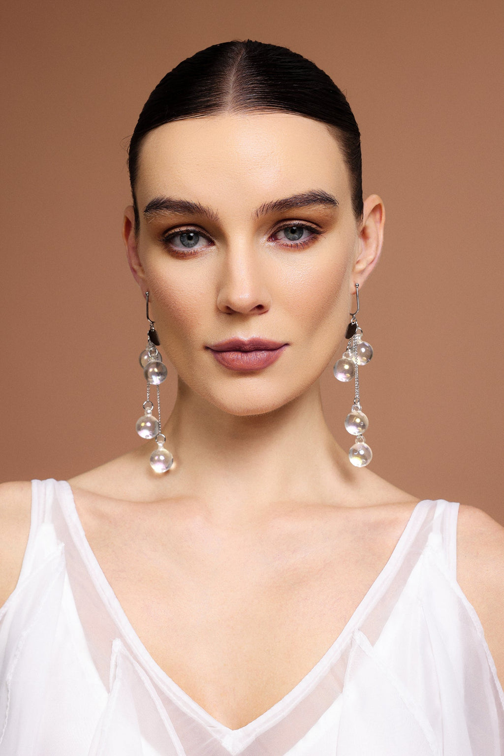 Kivi Topları Püsküllü Küpeler