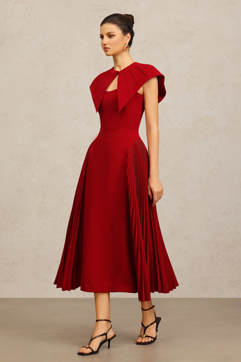 Katlamalı Halter Yaka Maxi Elbise