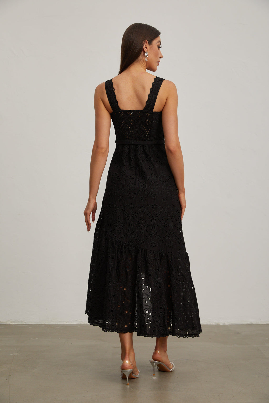 Lucy Siyah Dantel Asimetrik Midi Elbise