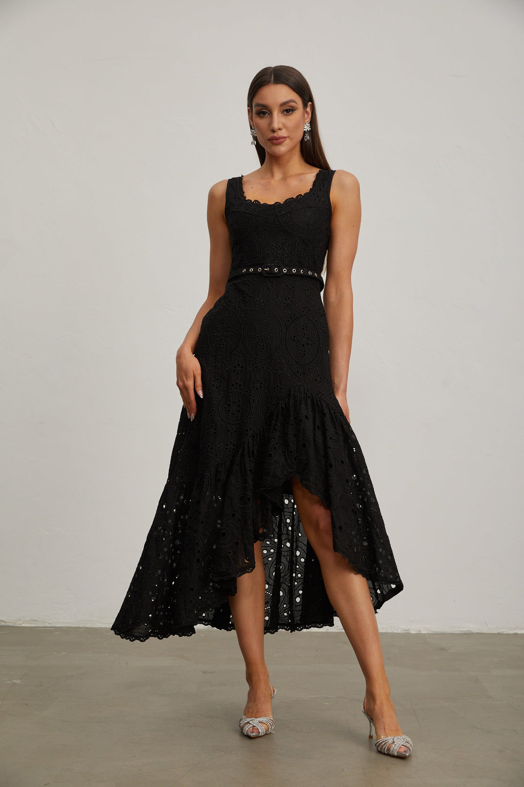 Lucy Siyah Dantel Asimetrik Midi Elbise