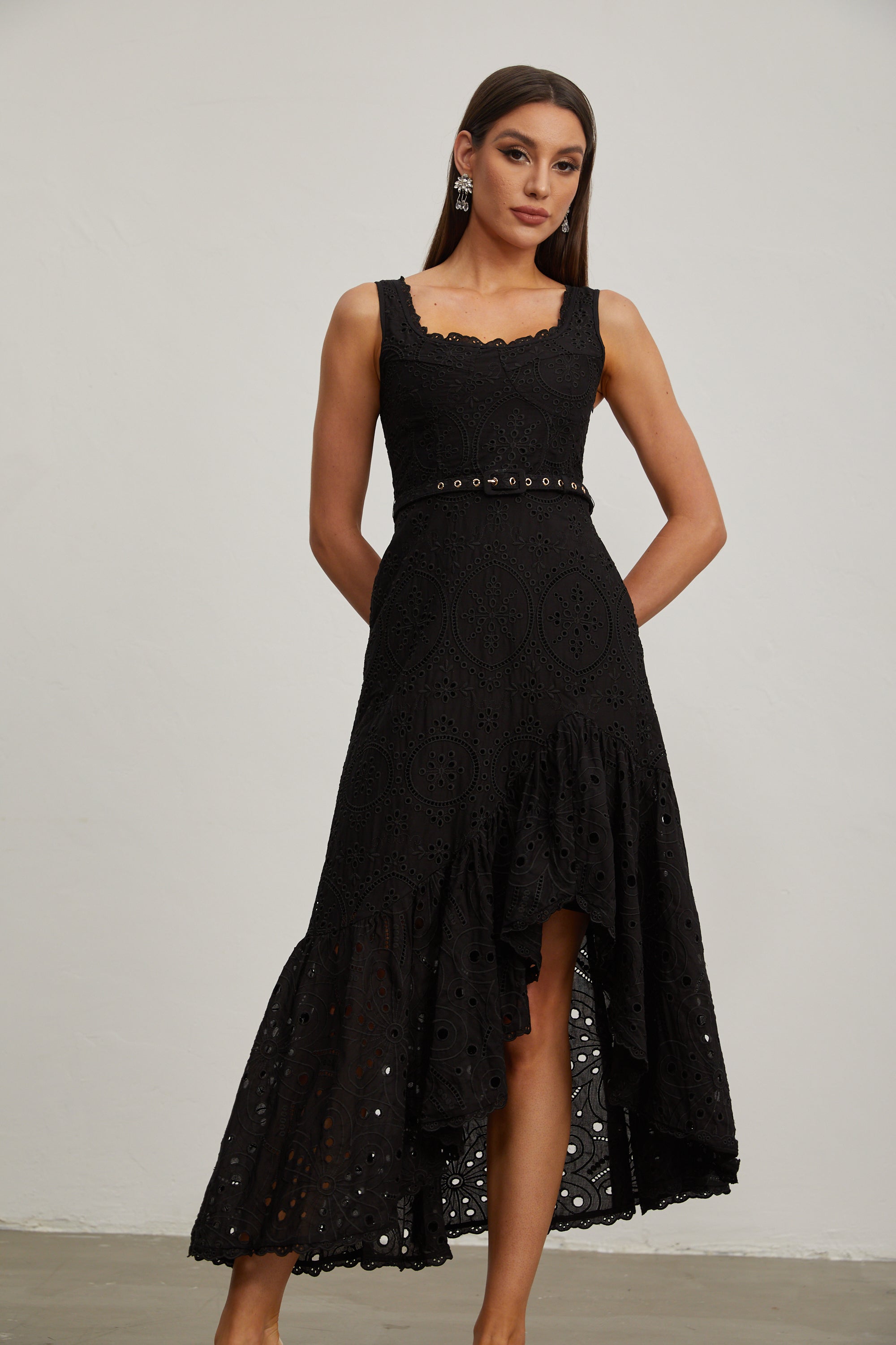 Lucy Siyah Dantel Asimetrik Midi Elbise