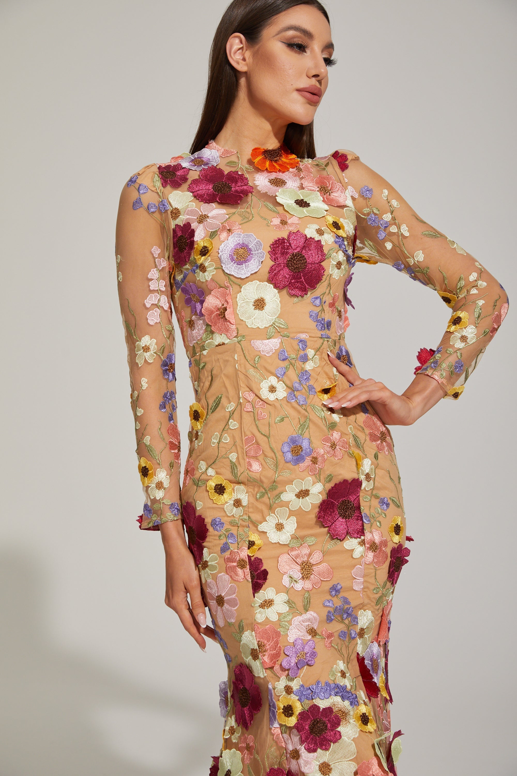 Çiçek Desenli Tül Midi Elbise