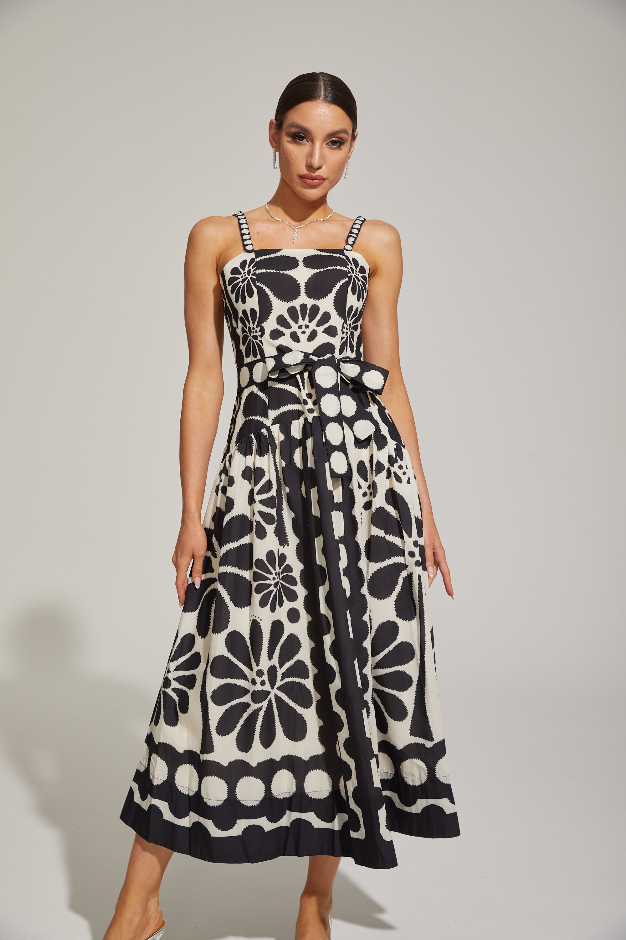 Briony Monét Çiçekli Mozaik Midi Elbise