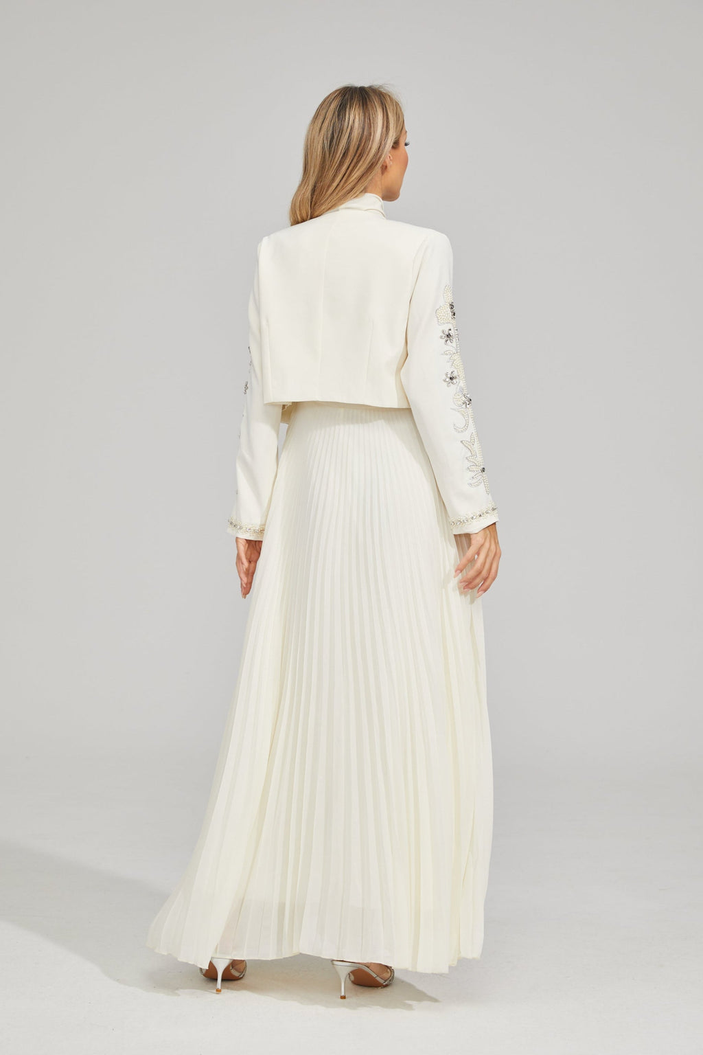 Pileli Maxi Elbise ve Kısa Ceket Takımı