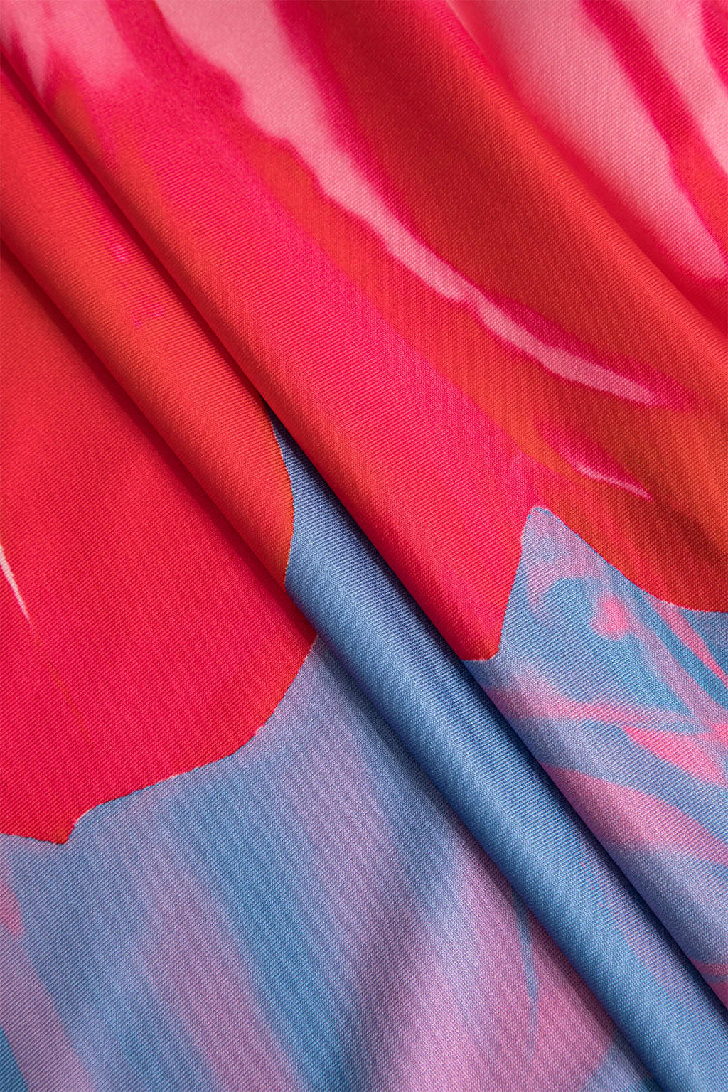 Çiçek Desenli Straplez Midi Elbise