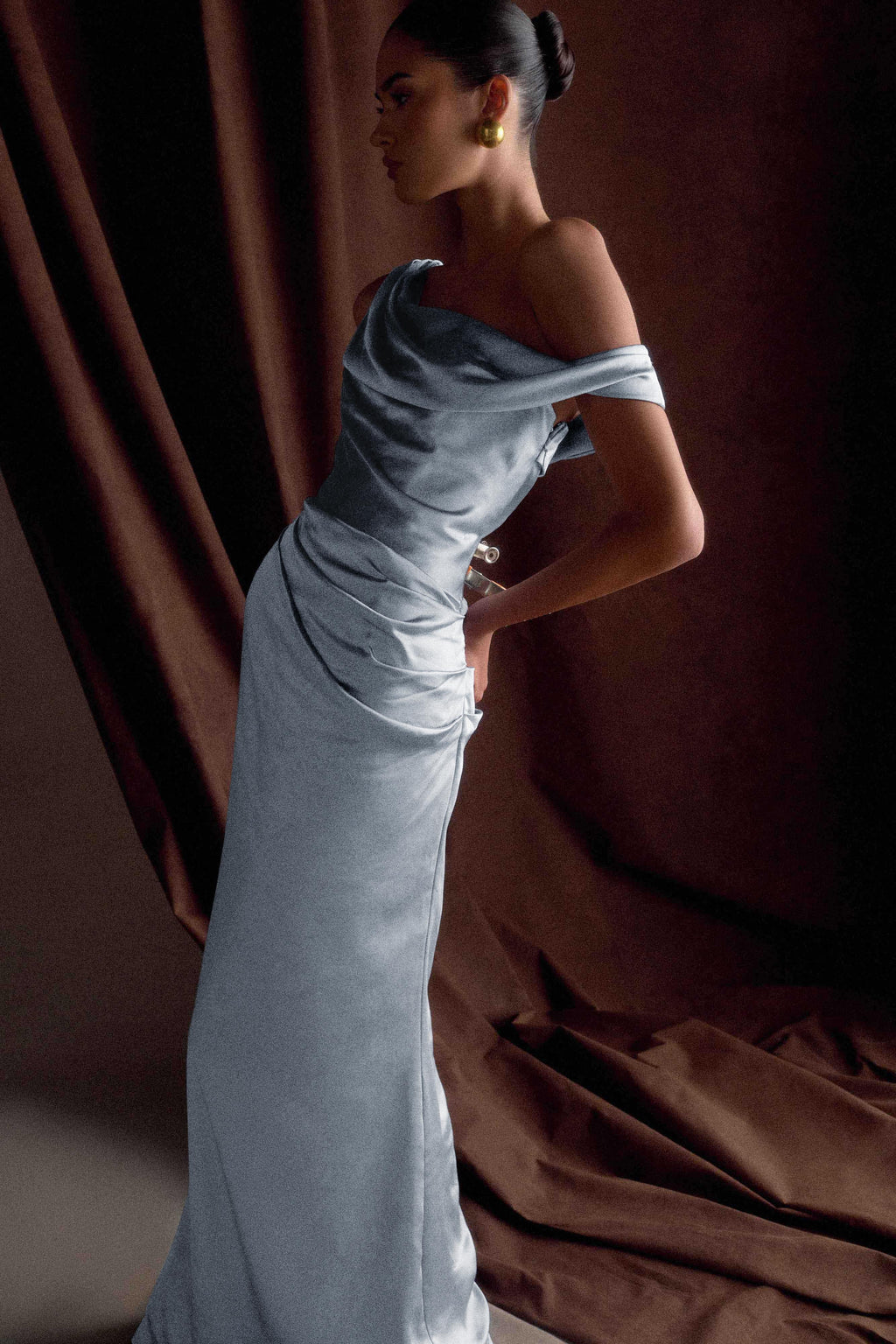 Dalia Düşük Omuz Saten Maxi Elbise - Buzlu Mavi