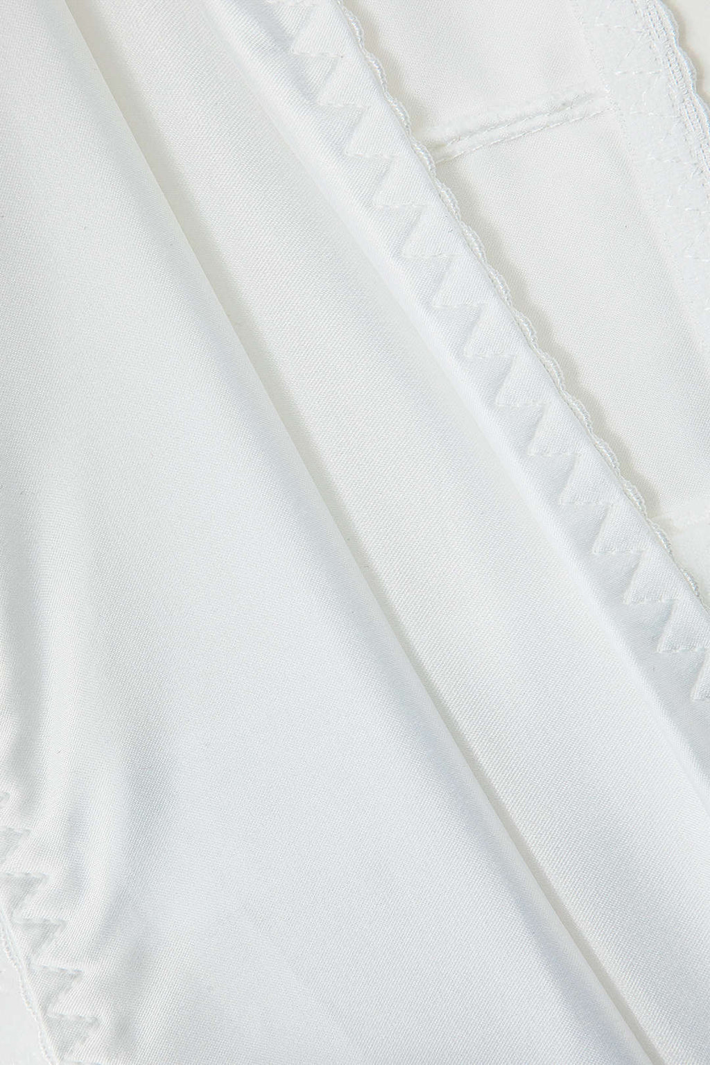 Saten Dantel Yama Detaylı Büstiyer İki Parçalı İç Giyim Takımı