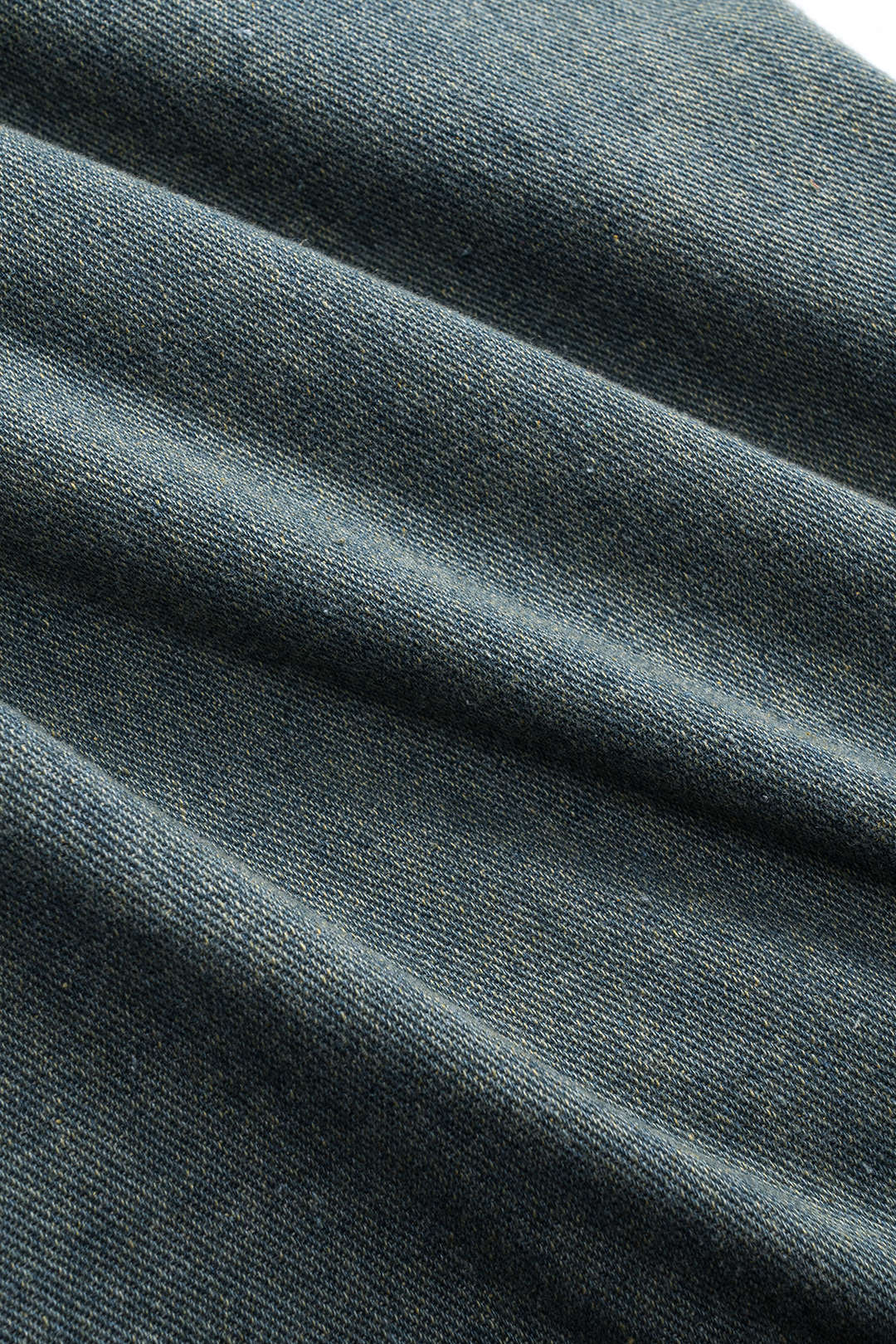 Püsküllü Cepli Düğmeli Bol Paça Denim Pantolon