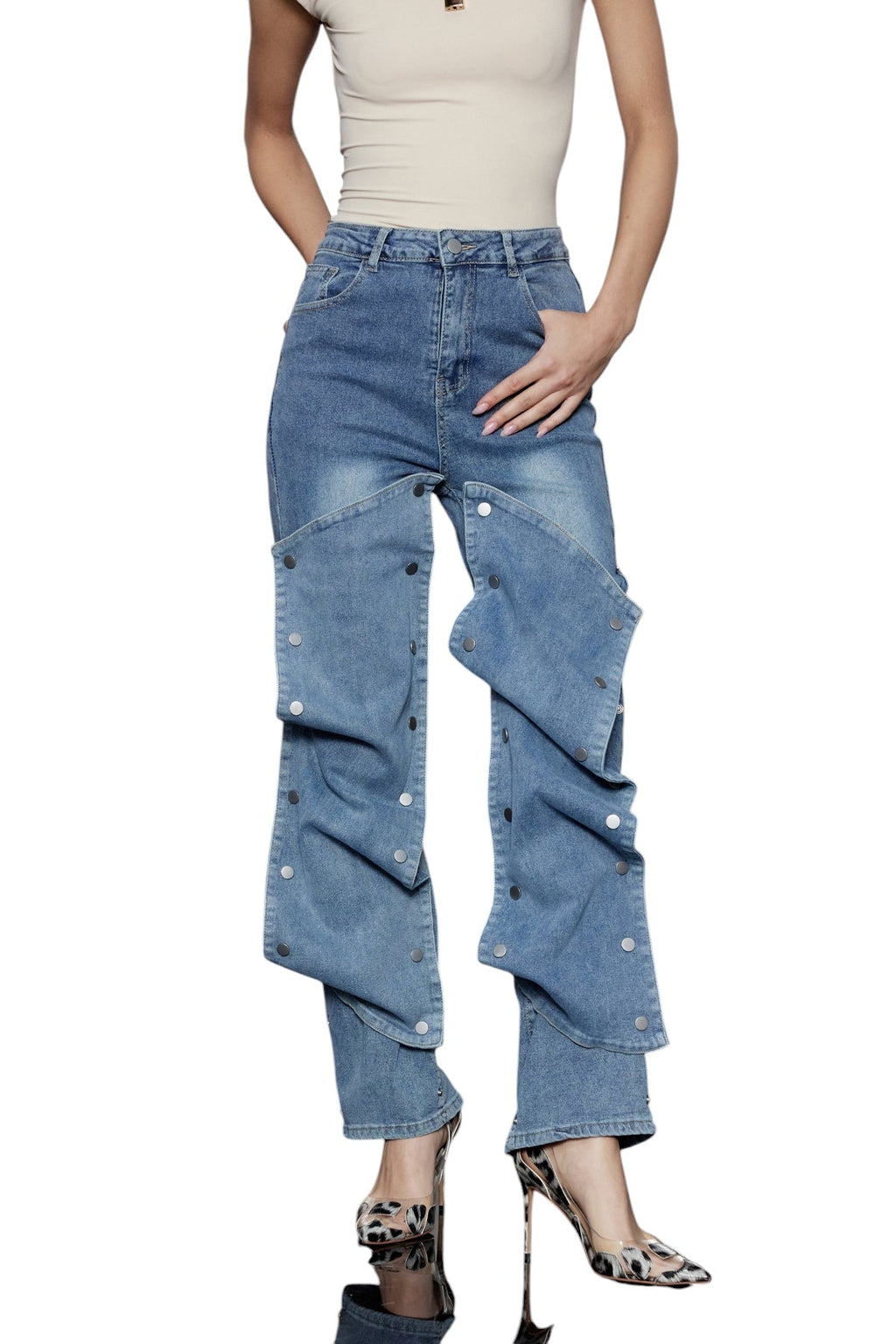 Düğmeli Asimetrik Düz Kesim Jean