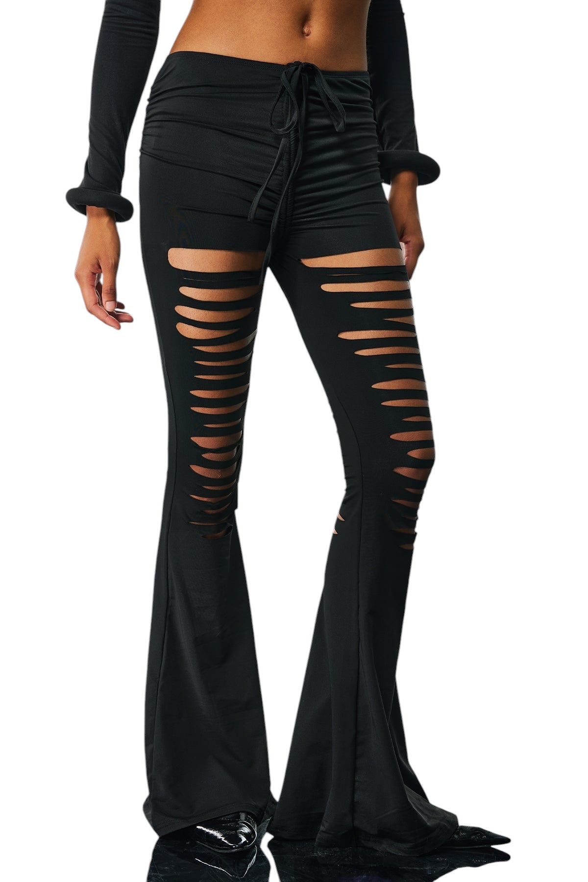 Kesik Detaylı Vücuda Oturan Bağcıklı Pantolon