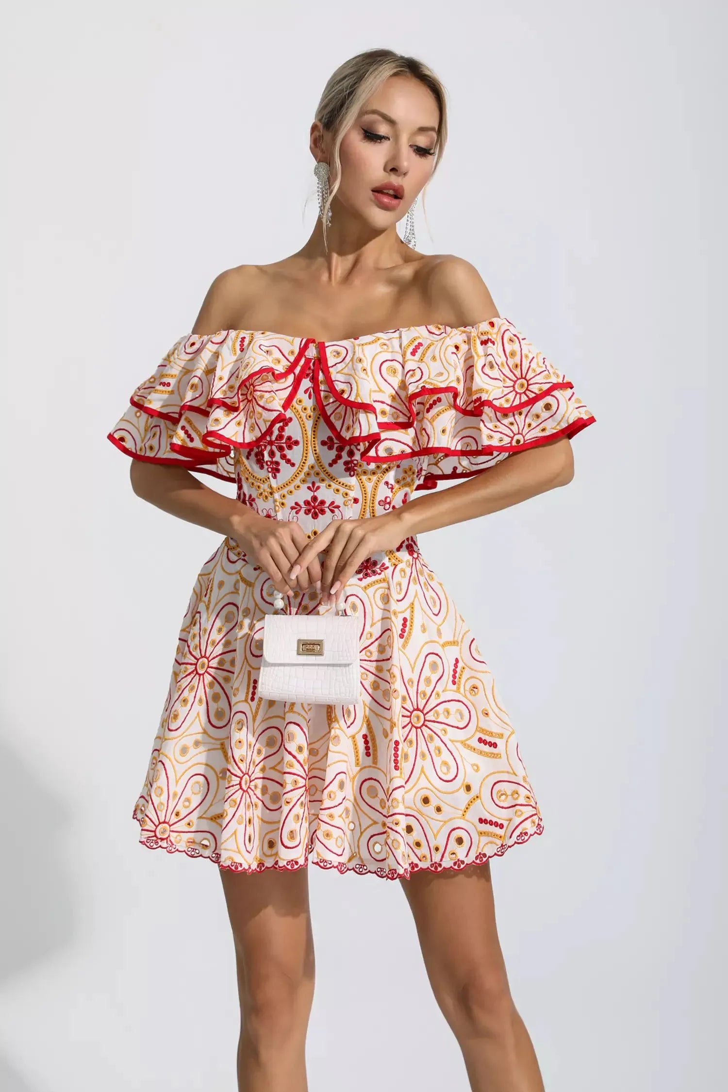 Amora Kırmızı Kesik Volanlı Mini Elbise