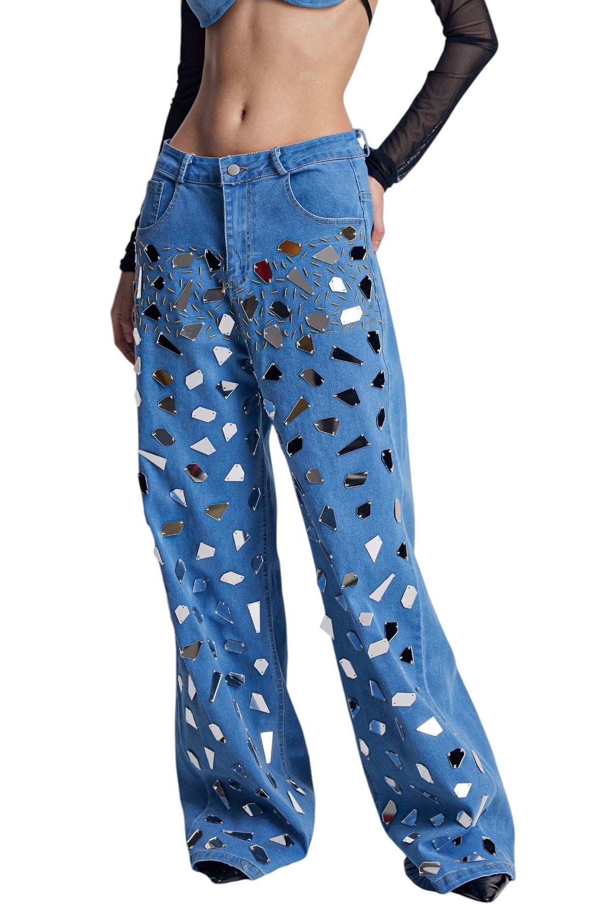 İşlemeli Püskül Detaylı Bol Paça Jean