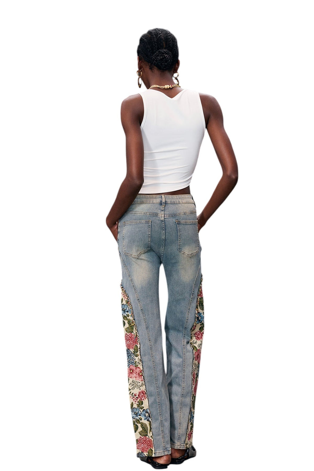 Parçalı Çiçek Detaylı Jean