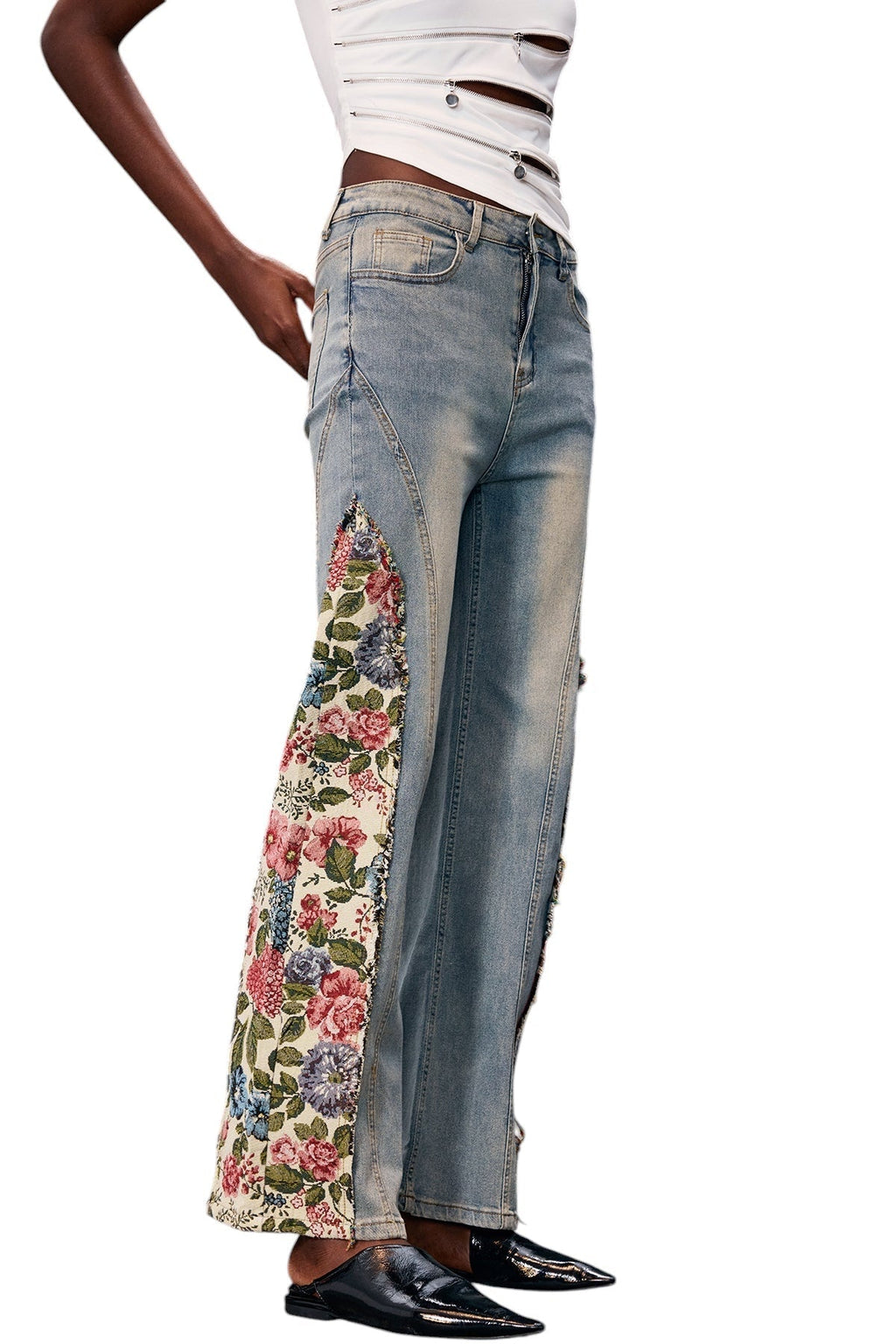 Parçalı Çiçek Detaylı Jean