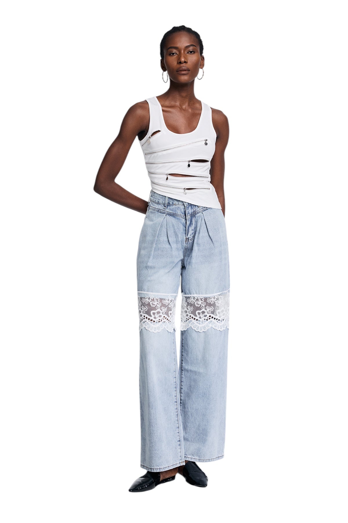 Dantel Detaylı Parçalı Kesik Jean