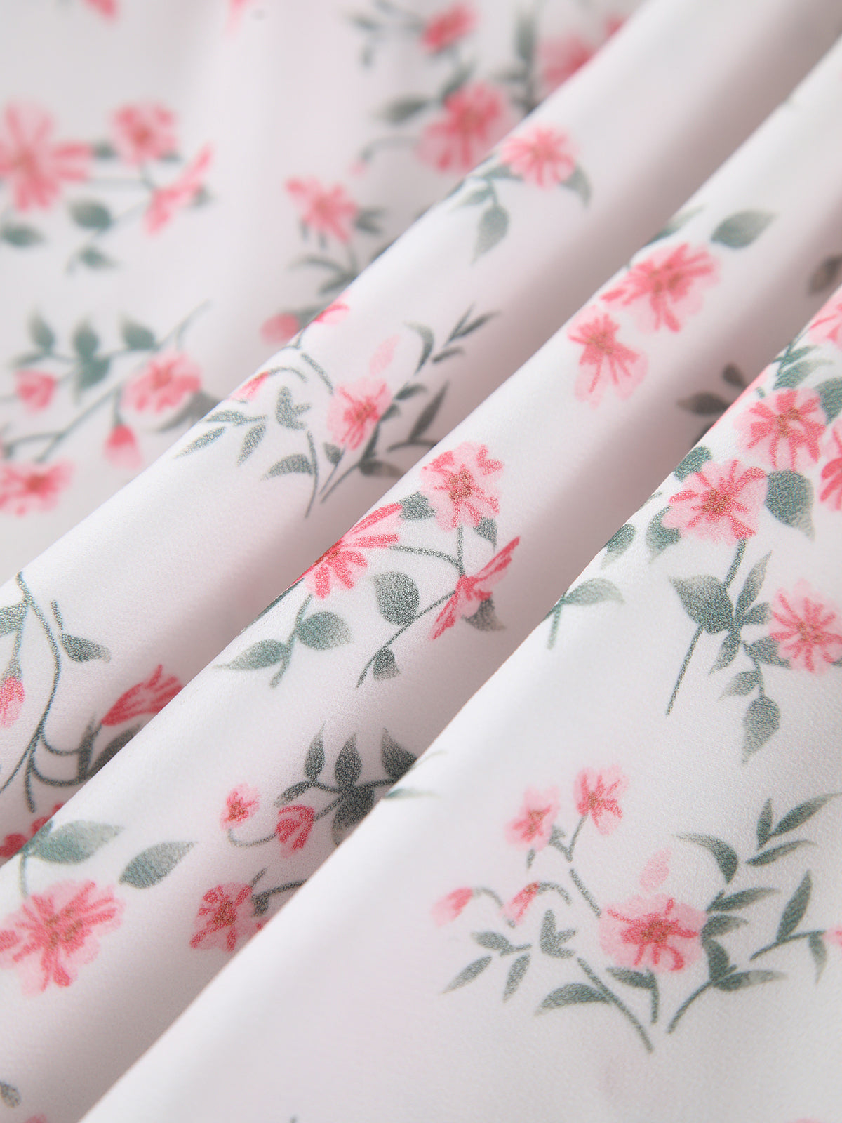 Marul Kesimli Pileli Çiçekli Elbise