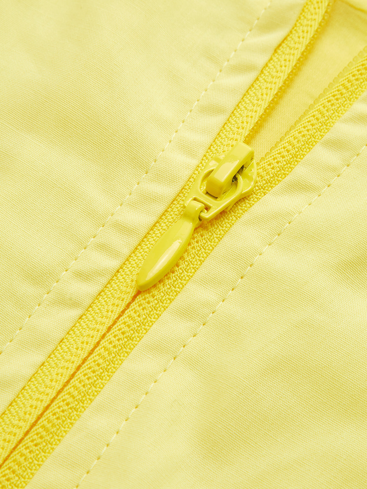 Sırtı Açık Kolsuz Kısa Üst