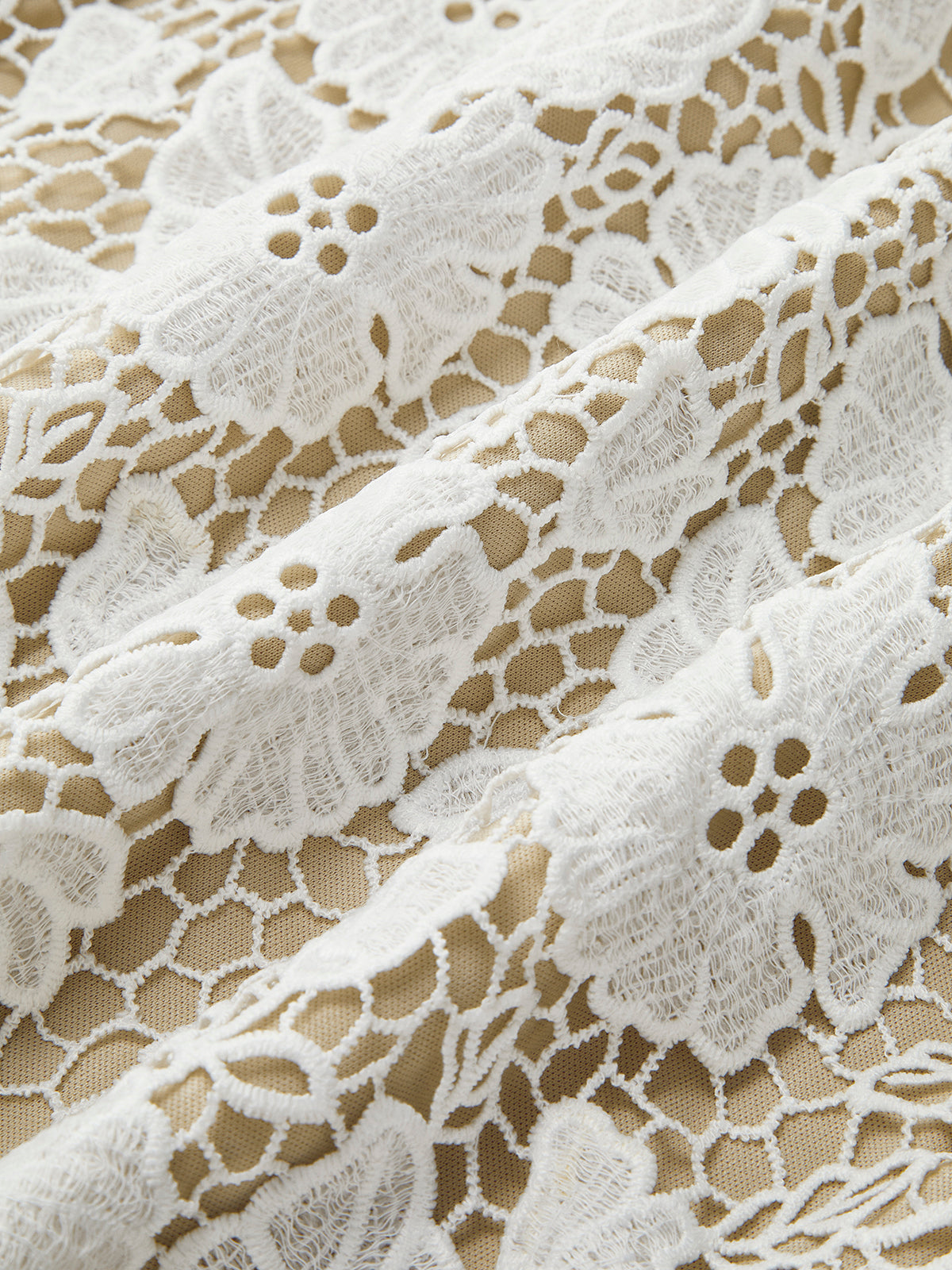 Çift Kat Dantel Elbise