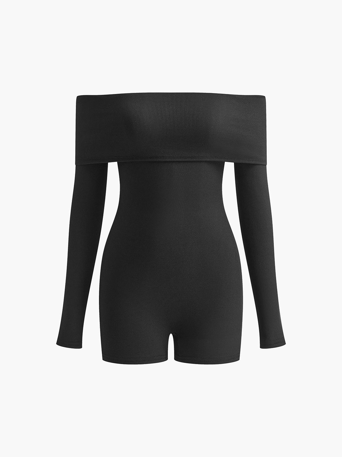 Siyah Omuzları Açık Mini Tulum