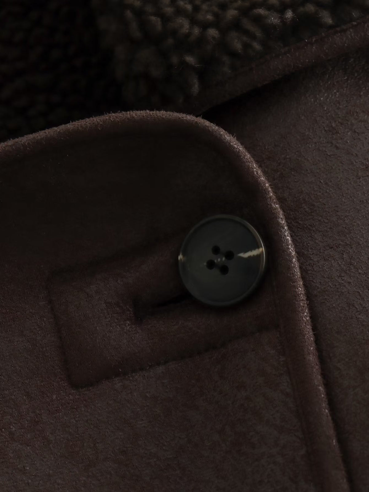 Yaka Detaylı Suni Deri Ceket