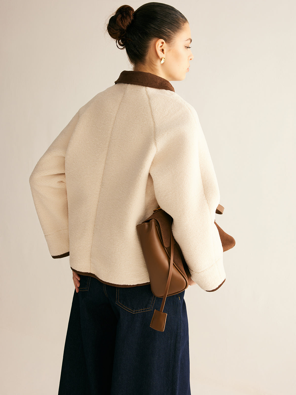 Kontrast Biyeli Minky Ceket