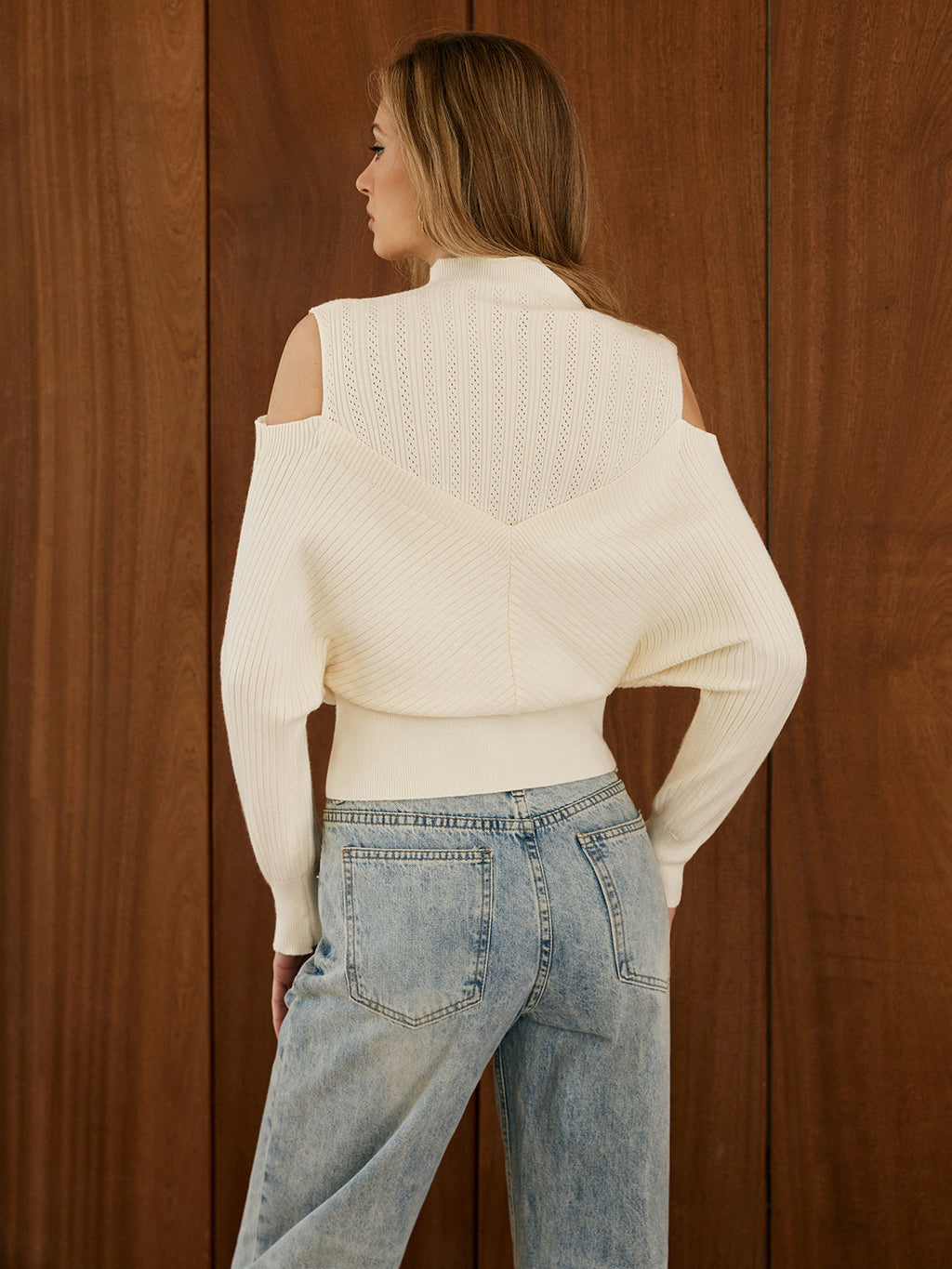 Şık Soğuk Omuzlu Çapraz Kazak