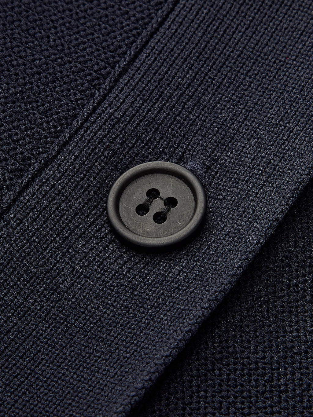 V Yaka Fırfır Düğmeli Hırka