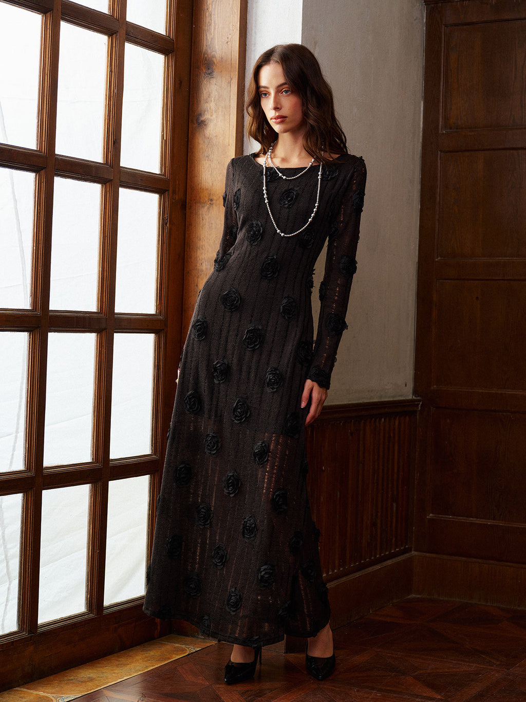 Büyüleyici 3D Çiçekli Uzun Kollu Abiye Elbise