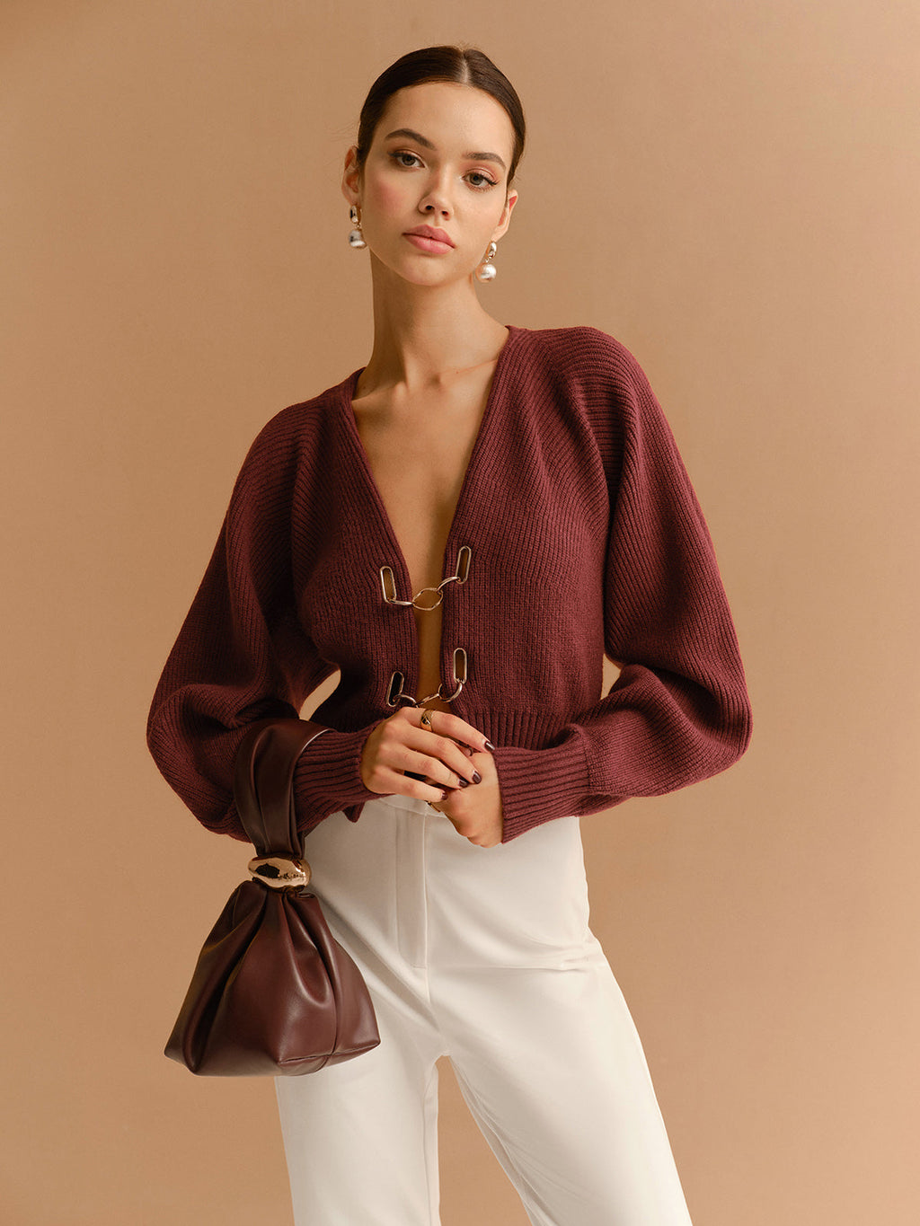 Düğme Kollu Metal Detaylı Kısa Hırka