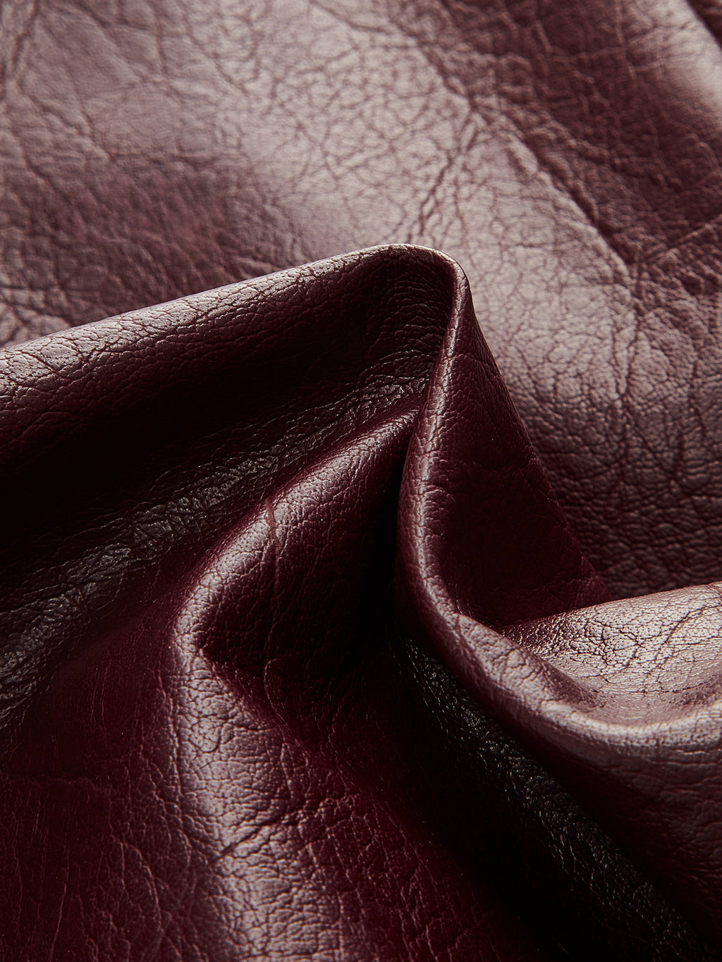 Şık Mini Etek, Şık Suni Deri Cepler ve Trendy Metal Aksanlarla