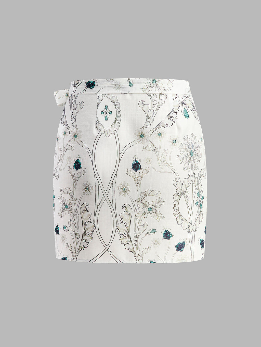 Şık Çiçekli Sarma Etek ile Zahmetsiz Stil