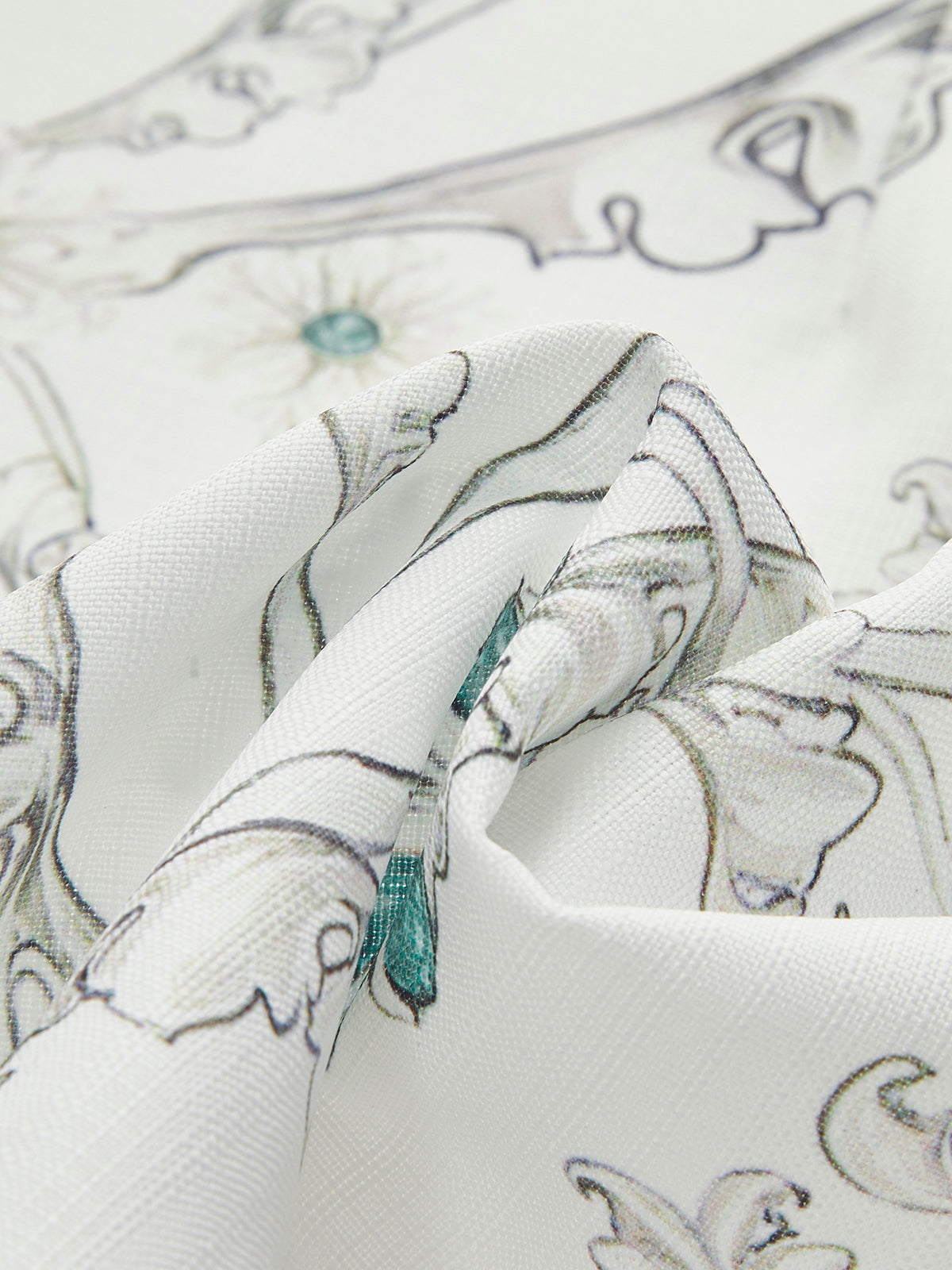 Şık Çiçekli Sarma Etek ile Zahmetsiz Stil