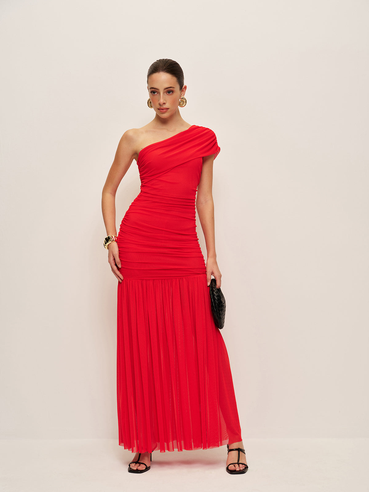 Şık Drapeli Tek Omuz Yırtmaç Abiye Elbise