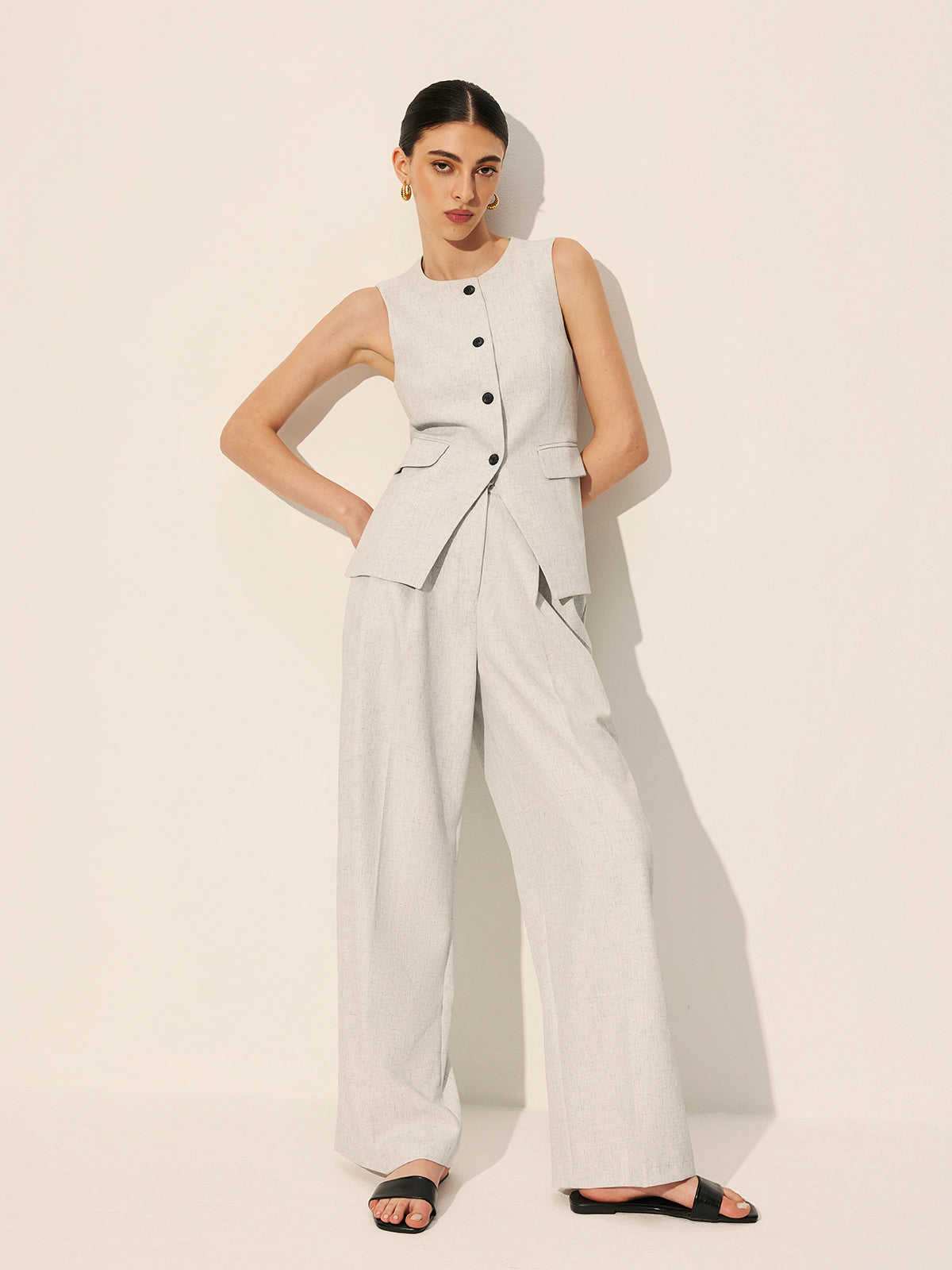 Şık Cepli Kolsuz Vücut Yeleği