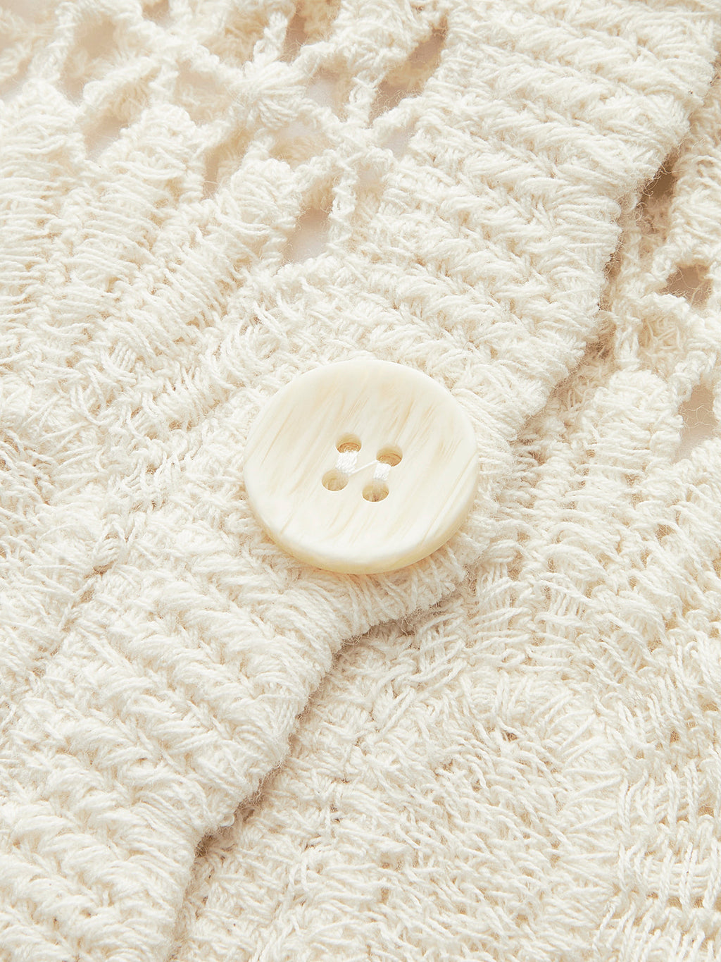 Kroşe Çiçekli Düğmeli Hırka