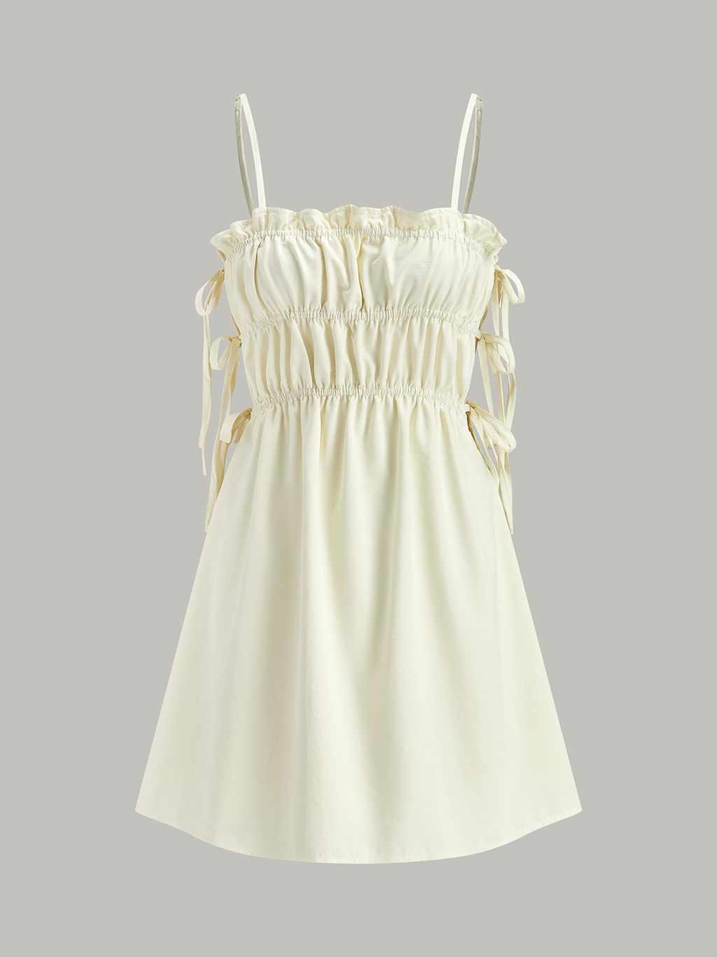 Şık Bağcıklı Bel Elbisesi — Zarif ve Rahat Bir Görünüm İçin