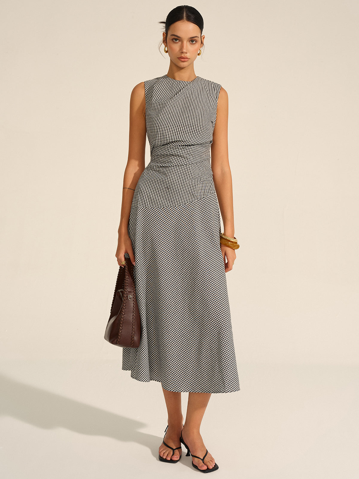 Düz Gömlek Yaka Yırtmaçlı Gingham Midi Elbise