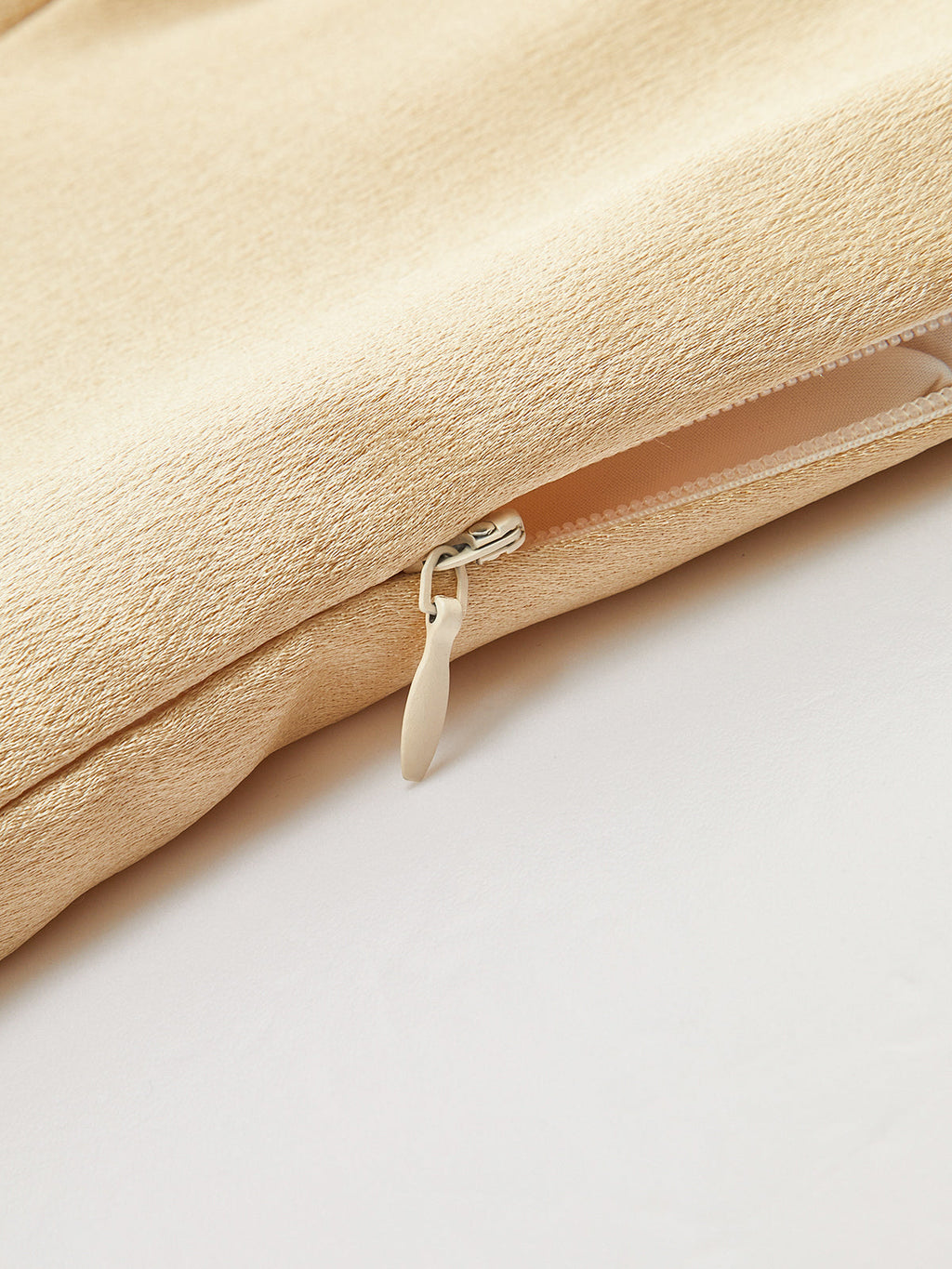 Metal İşlemeli Askılı Mini Elbise