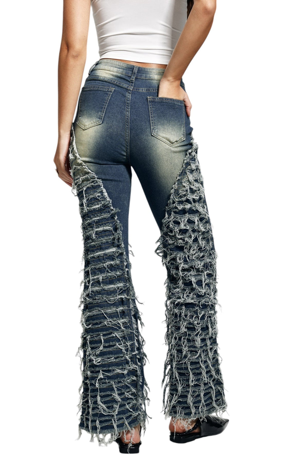 Püskül ve Büzgü Detaylı Jean