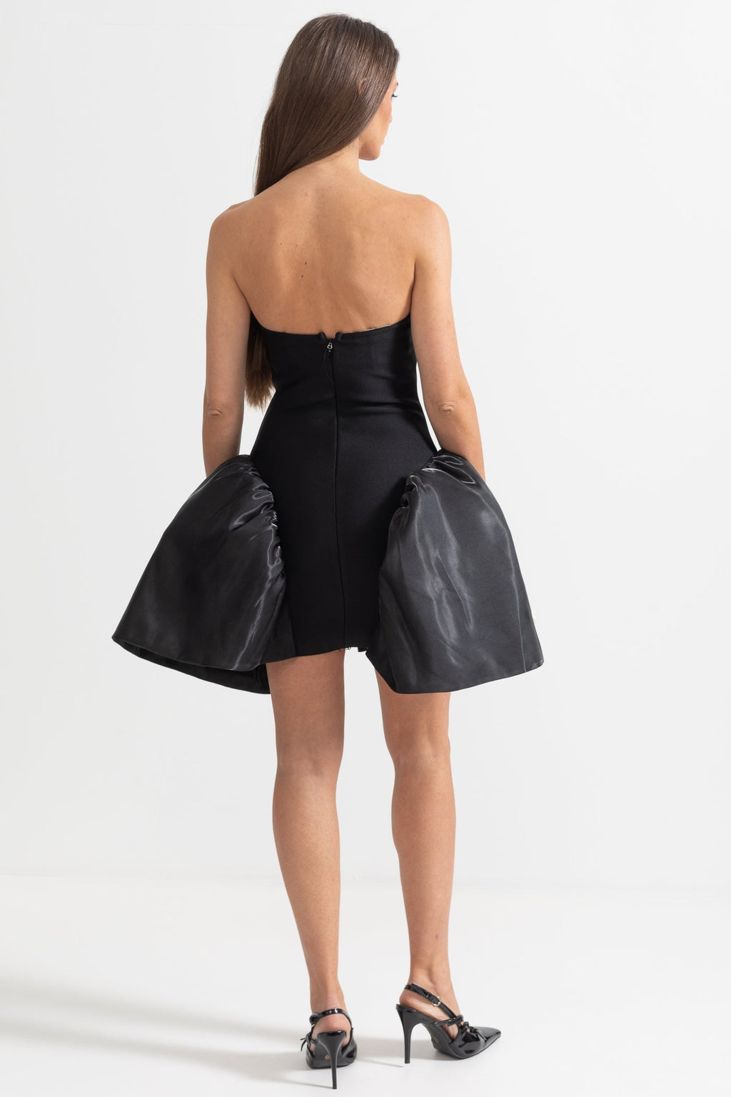 3D Gümüş Çiçek Süslemeli Zarif Mini Elbise