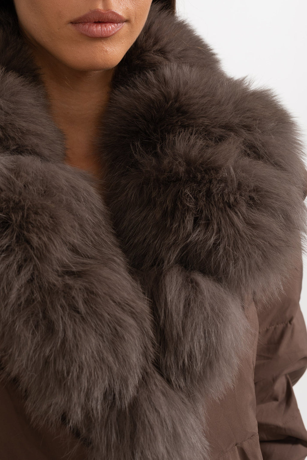 Kapüşonlu Şişme Mont