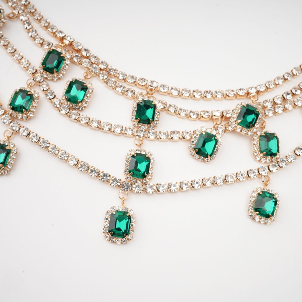 Frederica sıralı kristal kolye