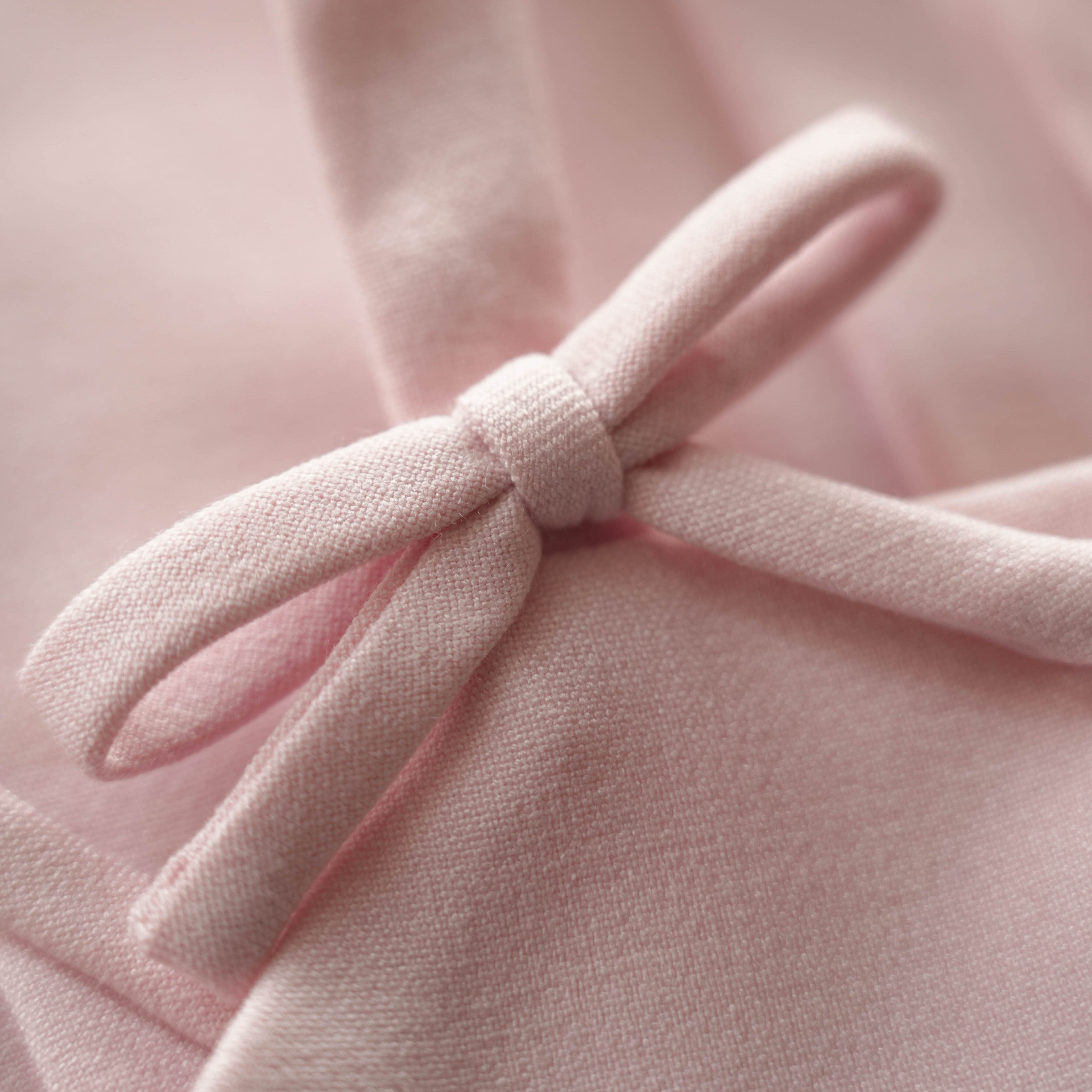 Fiyonk Askılı Yumuşak Pembe Mini Elbise