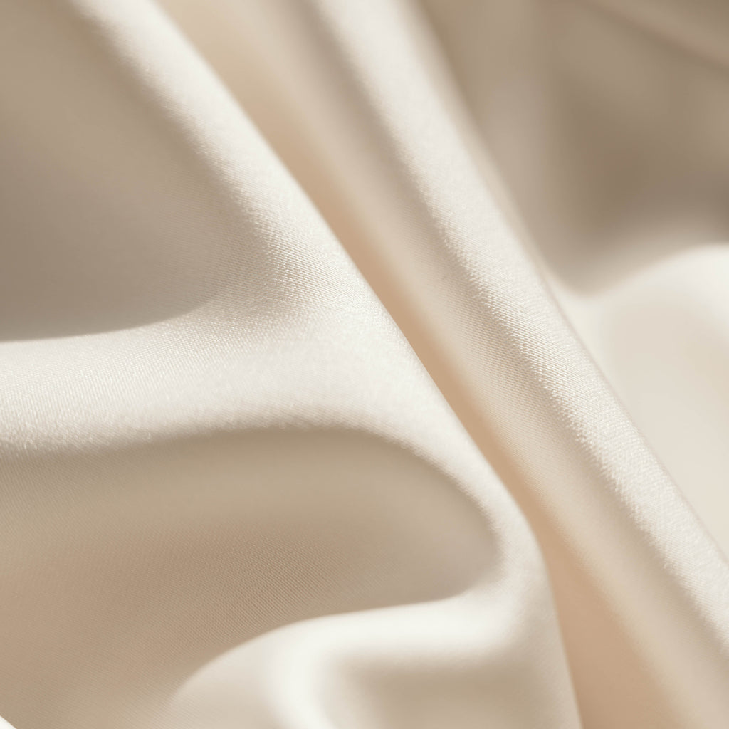 İnci Saçaklı Fildişi Omuzları Açık Midi Elbise