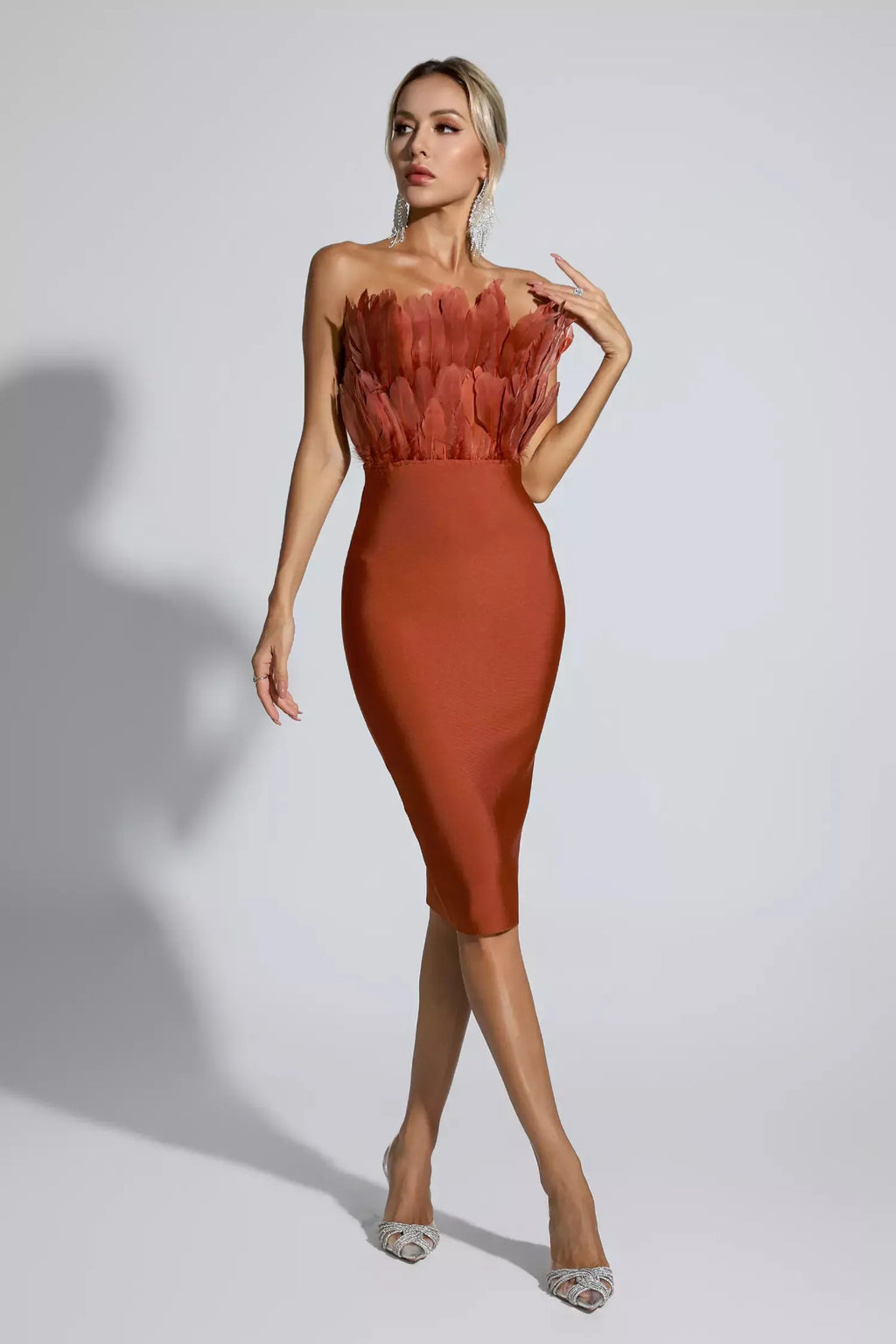 Elianna Koyu Kahverengi Tüylü Midi Elbise