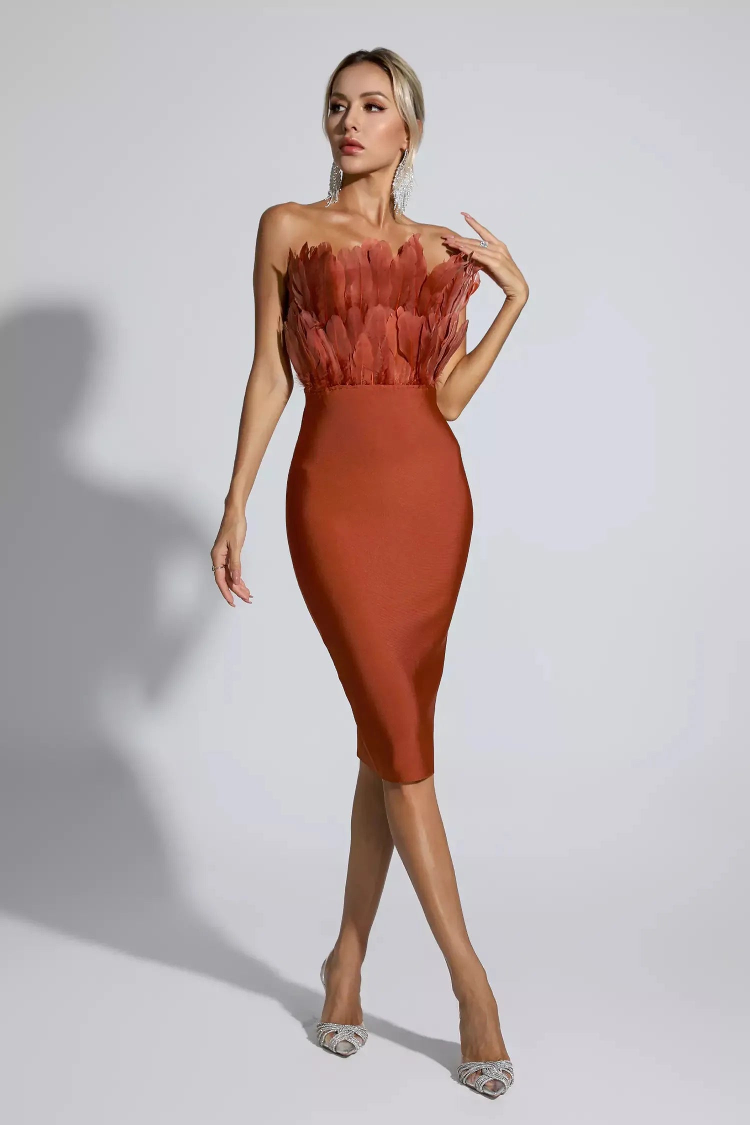 Elianna Koyu Kahverengi Tüylü Midi Elbise