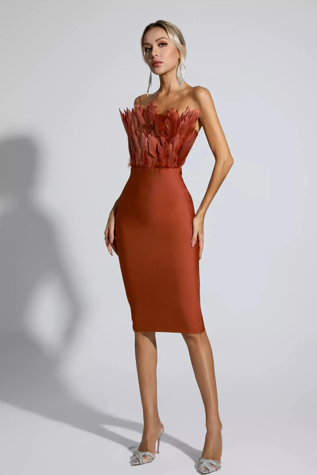 Elianna Koyu Kahverengi Tüylü Midi Elbise