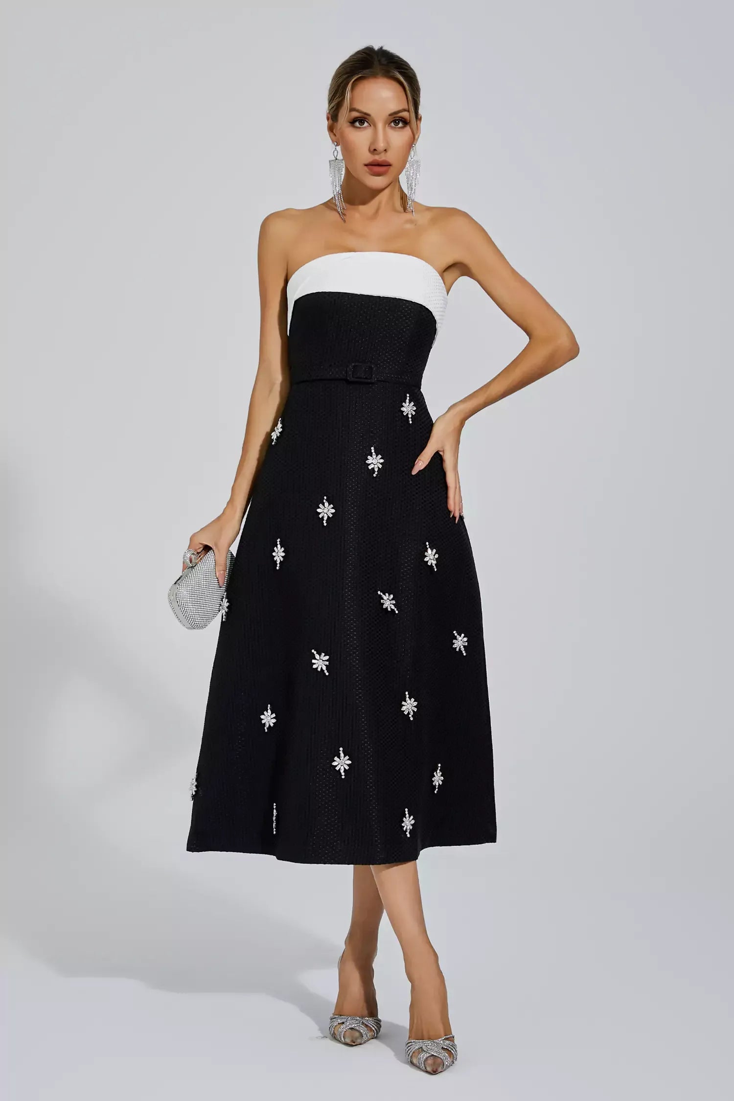 Emberlynn Siyah Beyaz Patchwork Maxi Elbise